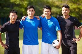 Bagaimana Mempersiapkan Diri Menjadi Pemain Profesional? Panduan Lengkap dan Realistis